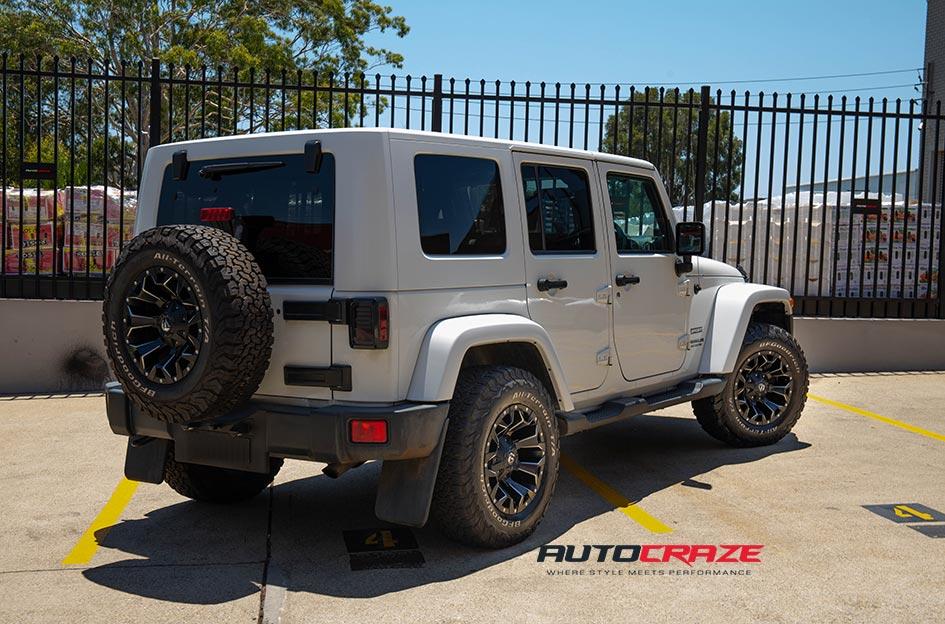 JEEP WRANGLER ASSAULT GLOSS BLACK MILLED ACCENTS